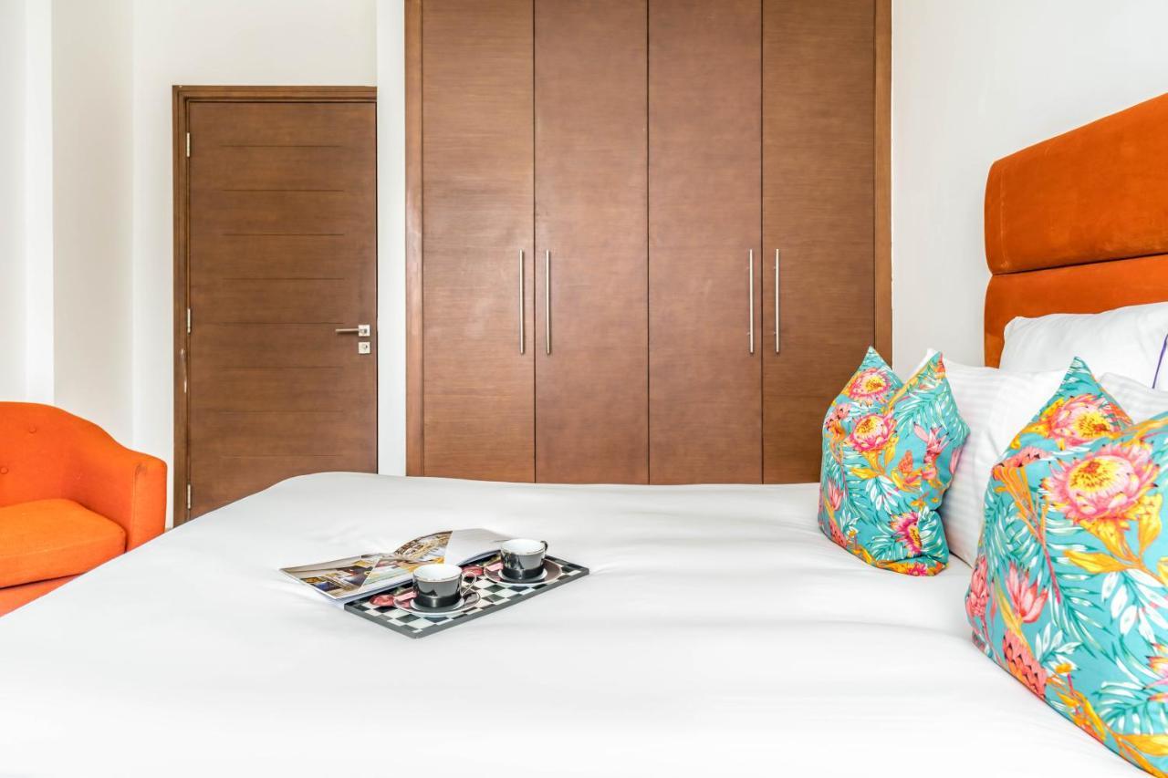 Dream Inn Apartments- West Wharf Tower Canal View دبي المظهر الخارجي الصورة